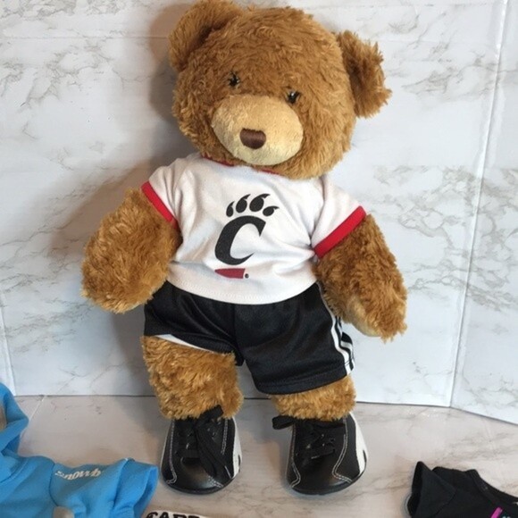 Build a bear BAB brown teddy bear plush with soccer shoes and outfits bundle - Picture 7 of 14